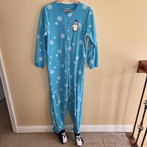 Nick & Nora | Blue Penguin Snowflake Winter Holiday Onesie Pajamas Size Small